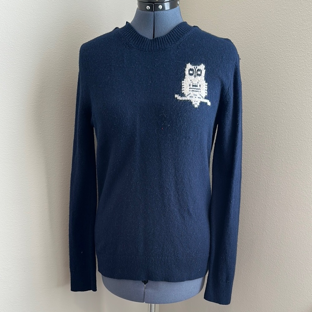 Abercrombie & Fitch Blue Crewneck Sweater with White Cat Design